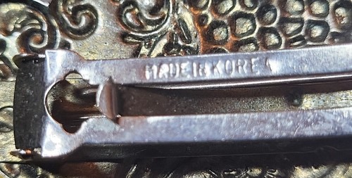 Vintage Barrette Hair Clip Hearts Concho Style Embossed Made in Korea - Picture 6 of 9