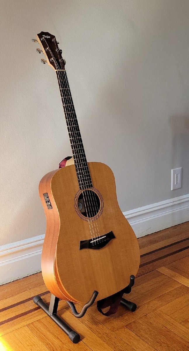 Taylor Guitar Acoustic/Electric Academy 10e w/original case | eBay