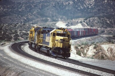 ATSF 5400 SD-45 CAJON PASS CA (SANTA FE) ORIGINAL SLIDE 04-25-88 T20-14 ...