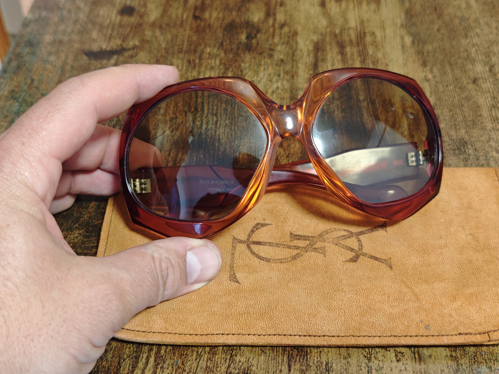 MONTATURA OCCHIALI DA SOLE VINTAGE YVES SAINT LAURENT 407 ACETATO MADE IN FRANCE