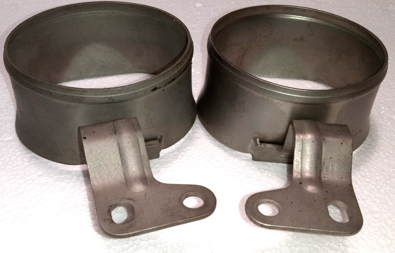 Ferrari 355 Front Brake Caliper Air Duct Cooling Hose Brackets_163591_163592