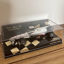 MINICHAMPS Sauber C29 1/43 K Kobayashi 2010 Japan GP F1 Model Car