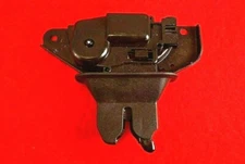 08-14 CADILLAC CTS SEDAN TRUNK LID LATCH LOCK POWER RELEASE ACTUATOR DECK OEM 