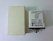 Allen Bradley 700-HTF22600SU120 700-HT Single Range Timing Relay 120VAC 50/60Hz
