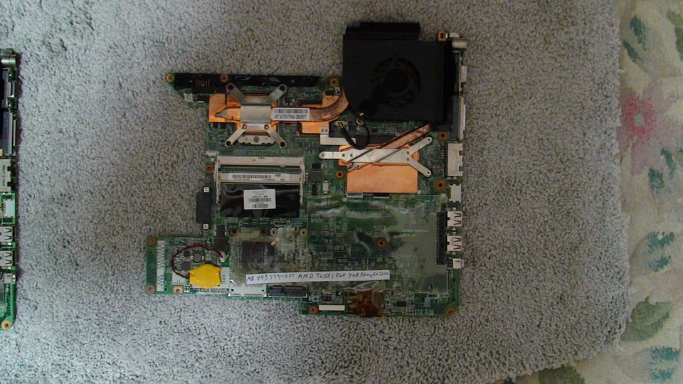New HP DV6000 2ea AMD MBs 443774-001, Heatsink & Fan, TL-60/58 CPU 2GH, 4 GB Ram - Image 2 of 3