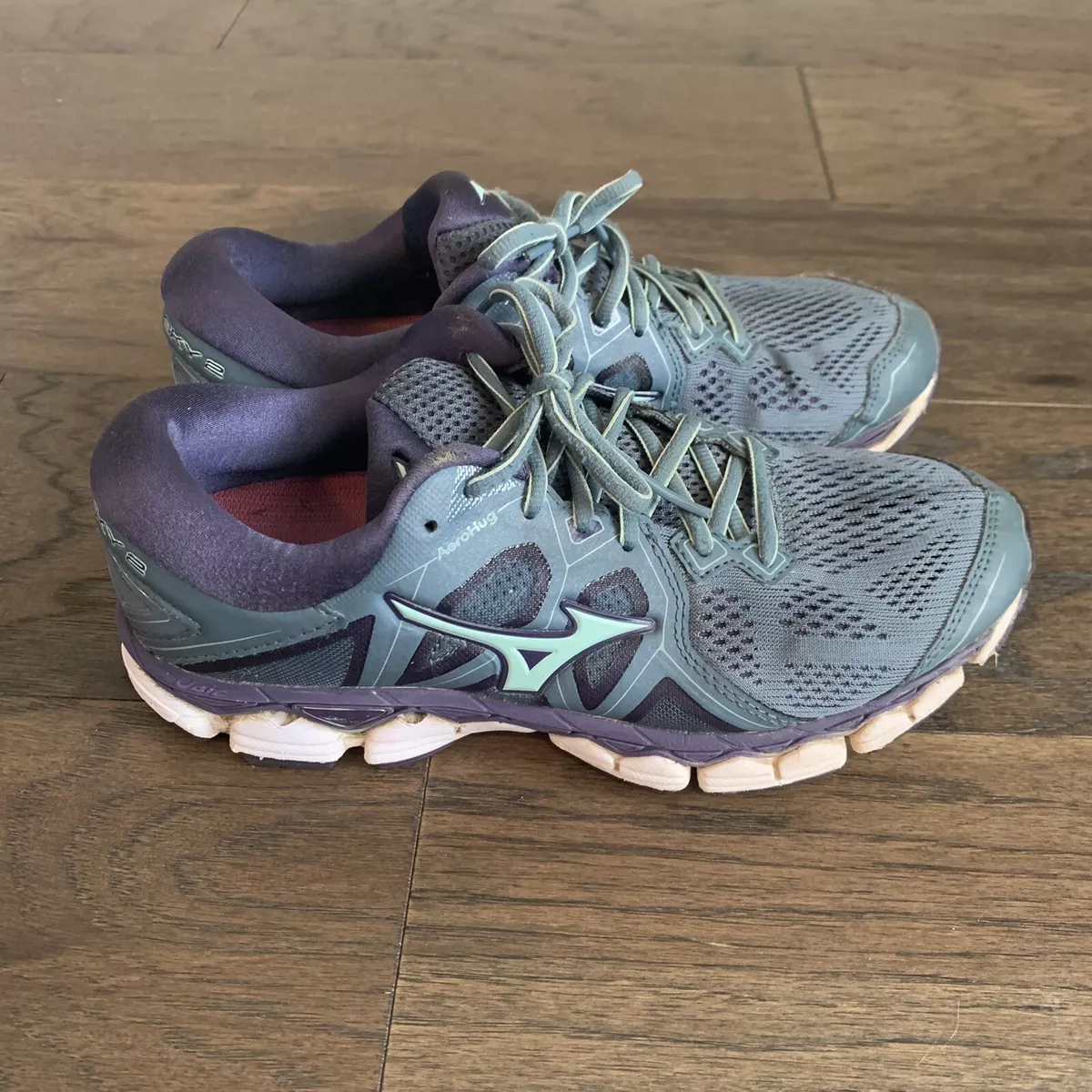 Mizuno wave on sale sky 2 womens