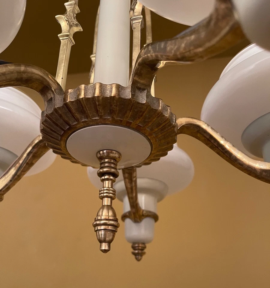 Lámpara de araña de latón vintage Lighting años 30. Cortinas de cristal. Foto 3 de 4