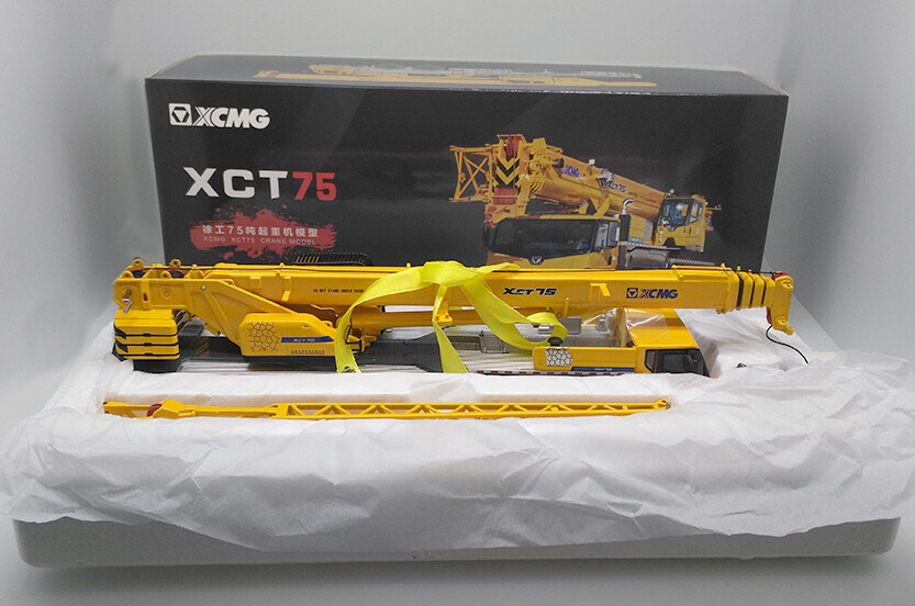1:50 XCMG 75 Tons Truck Crane Model Hoist Collection 2 Cab Open 4