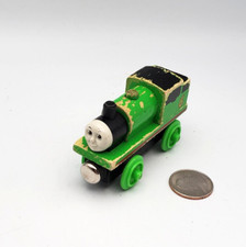 Thomas  Friends Wooden Railway Train Tank- Percy - Flat Magnets Staples 1992