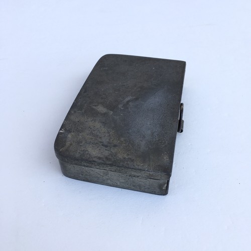 19th c. Pewter folding Sandwich Box - Picture 13 of 24