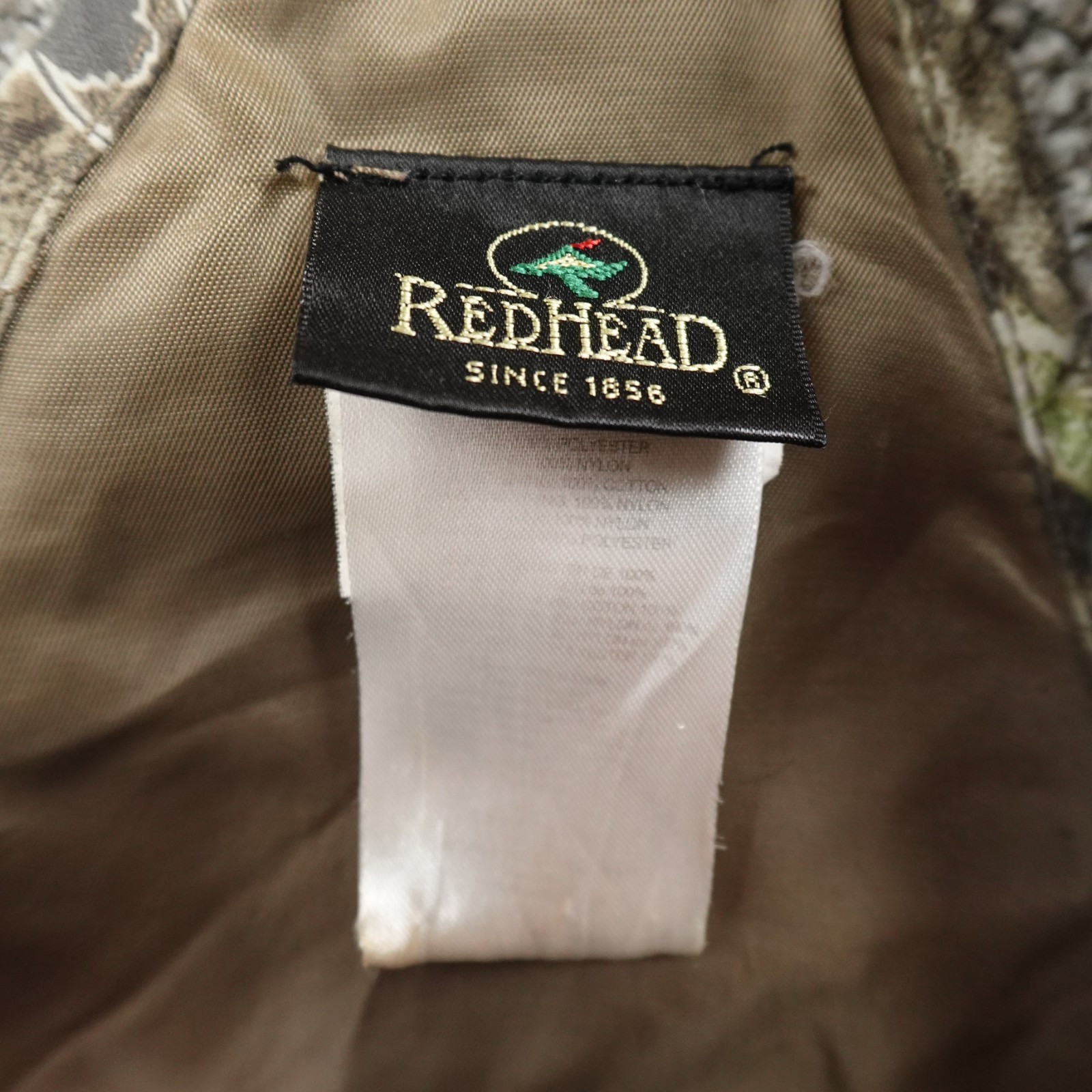 Redhead Turkey Camo Hunting Vest With Built In Seat Fold Away Mossy Oak One Size