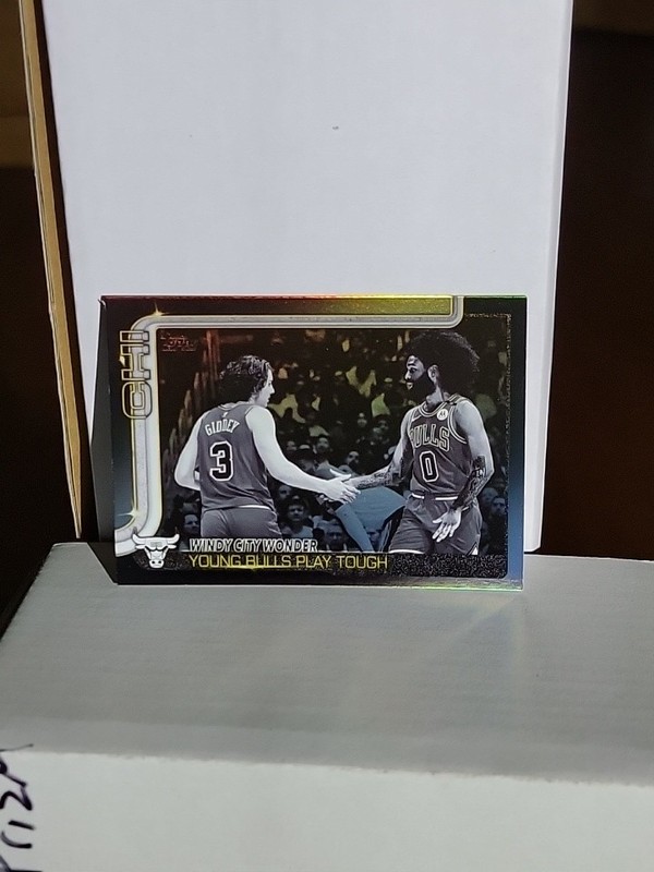 2025-26 Topps Windy City Wonder Blackout Play Tough Chicago land Bulls #277