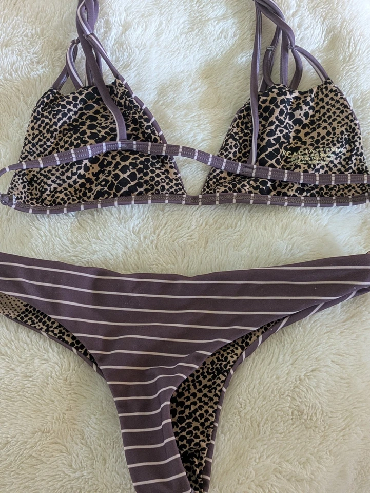 Conjunto de Bikini Acacia Santorini Top Talla L Hookipa Parte Inferior Talla M Foto 2 de 4