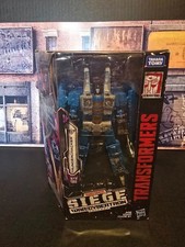 Transformers Generations War for Cybertron  Siege Voyager Class Thundercracker