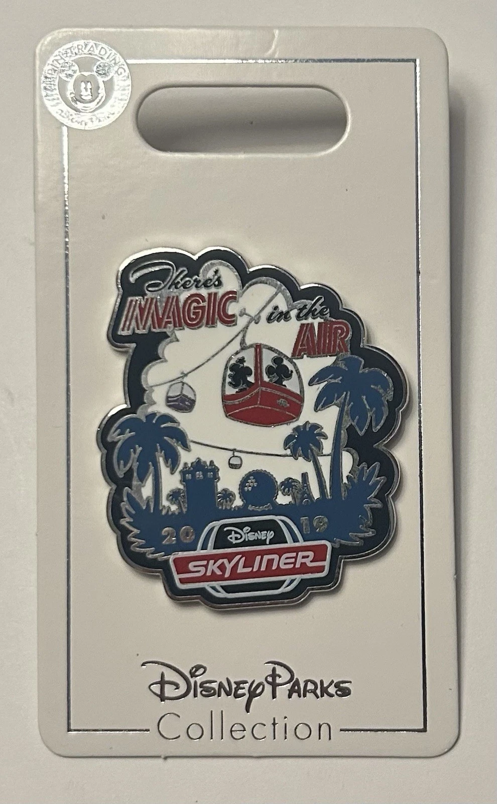Disney - Magic In The Air - Skyliner Mickey & Minnie Mouse Pin