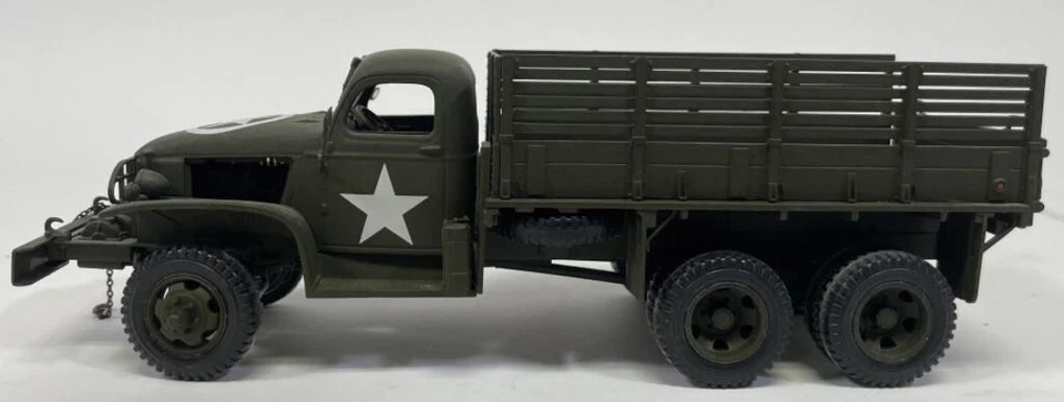 1943 Minichamps GMC CCKW 353 B2 планшет - отсутствует левая крышка гриля двигателя - Изображение 3 из 4