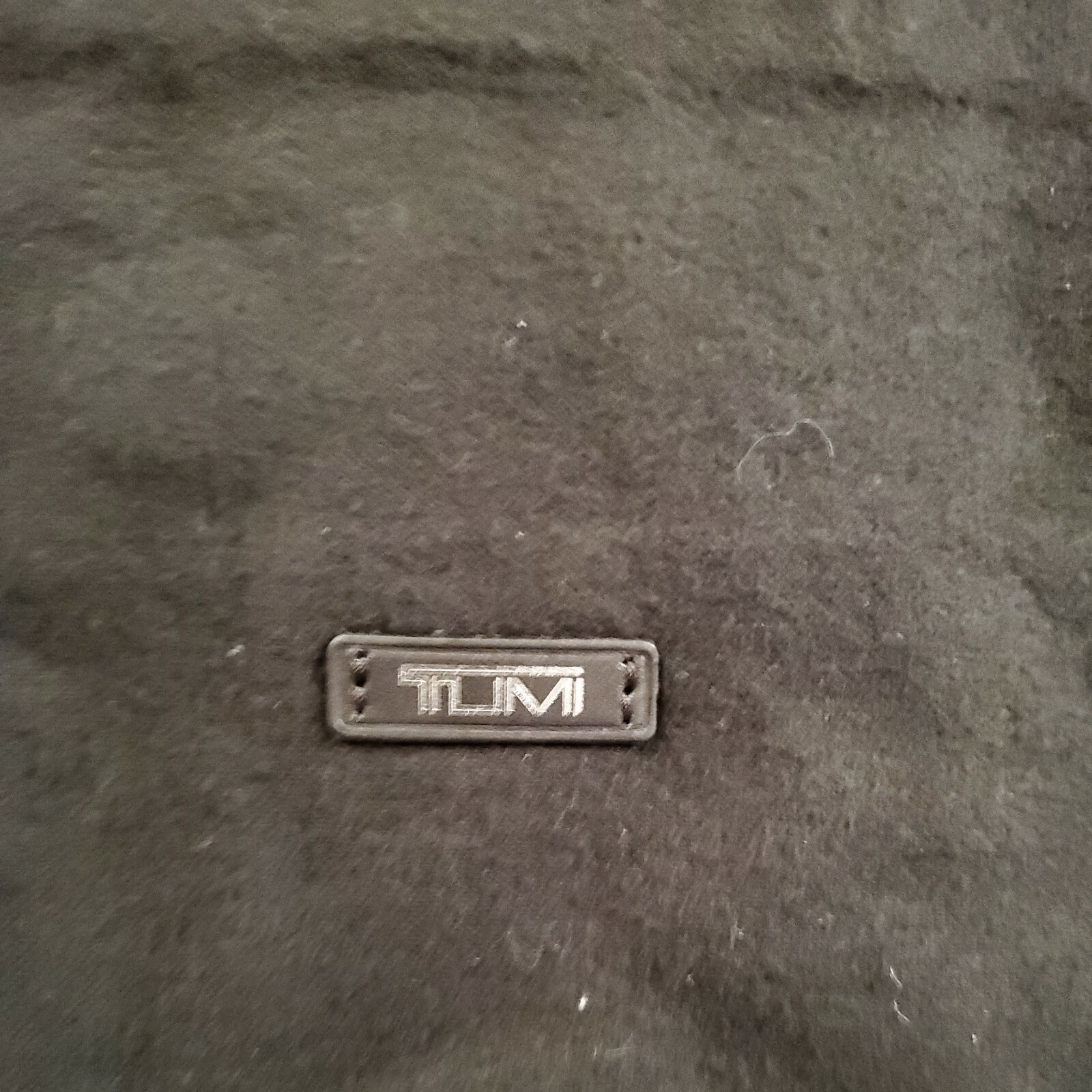 tumi laundry bag