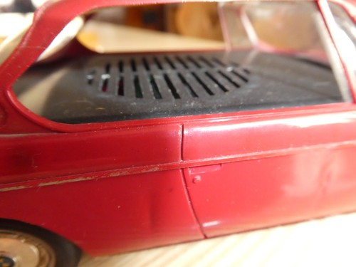 Trix Radioauto BMW 2000 CS mit UKW Radio aus 1967 , Radio spielt , selten - Bild 11 von 14