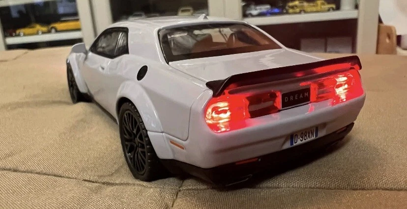 Dodge SRT 1:32 Scale Collectible Drift Car Working Lights And Sound Toy METAL!!! - Image 2 of 4