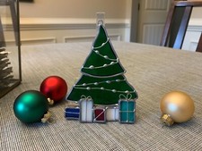 Handmade Christmas Tree With Gifts Stained Glass Sun-Catcher