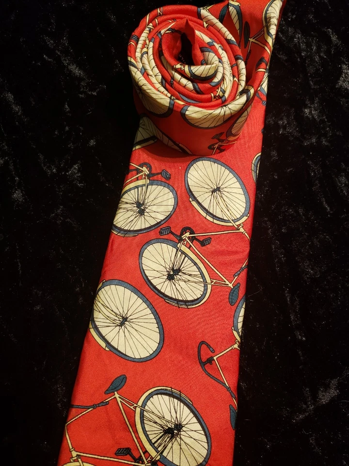 Corbata para cuello de bicicleta Lands' End para hombre roja blanca gris estampada desgaste profesional Foto 4 de 4