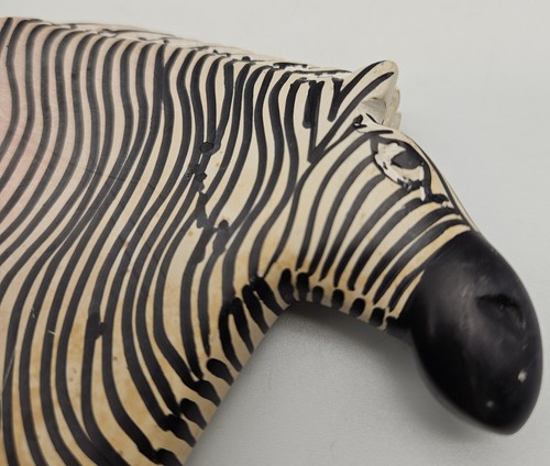 Geschnitzte Harz Zebra Figur handgefertigt afrikanische Kunst 4 cm groß - Bild 8 von 8