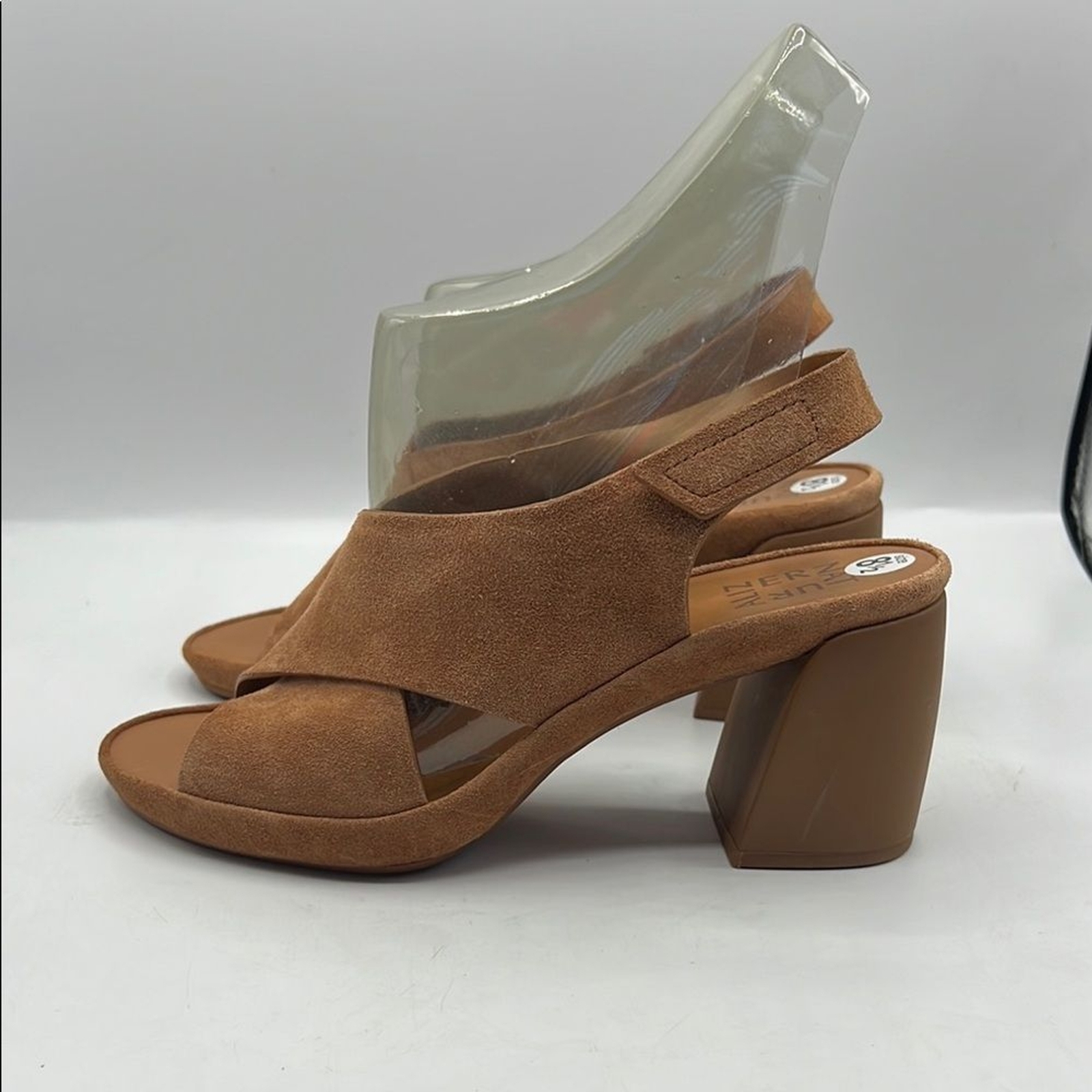 APL Sandali con tacco a blocco Naturalizer taglia 8 1 2 Gennleap slingback marrone NUOVI