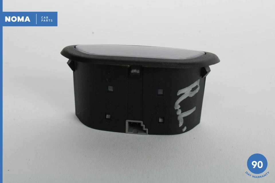 07-13 BMW 335i E92 Luz de entrada de puerta de asiento inferior trasero derecho o izquierdo OEM Foto 4 de 4