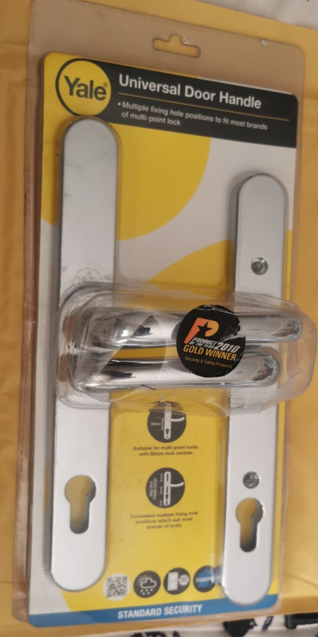 Yale Standard Security Door Handle Set Polished Chrome