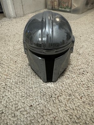 The Mandalorian Star Wars Helm mit Deckel Kaffeebecher Tasse Disney Store Parks