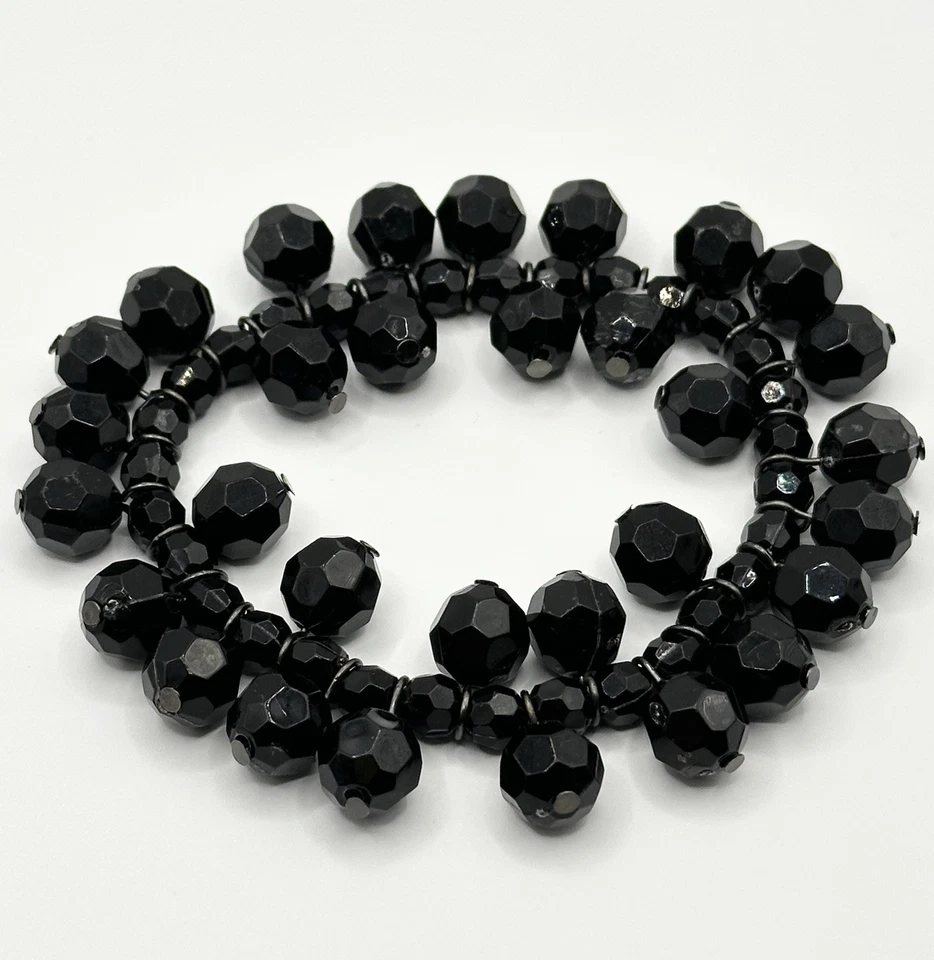 Pulsera elástica Avon Jet negra facetada Cha Cha *con caja* Foto 2 de 4