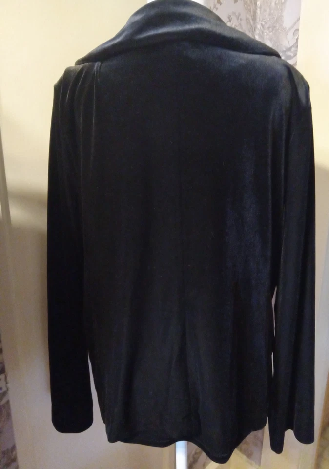 3 piezas Blazer Terciopelo Negro, Top Terciopelo y Pantalón Terciopelo XL Conjunto Foto 3 de 4