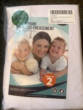 Utopia Bedding Zippered Twin Mattress Encasement - White