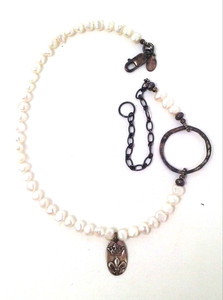 Vtg Signed Mimi Sterling Silver Fleur de Lis Pendant Side Hoop Pearl Necklace