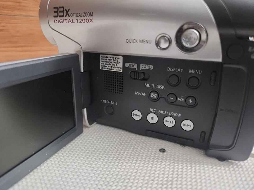 Samsung SC-DC164 DVD Camcorder with 33x Optical Zoom – As Is Parts Only - Image 4 of 4