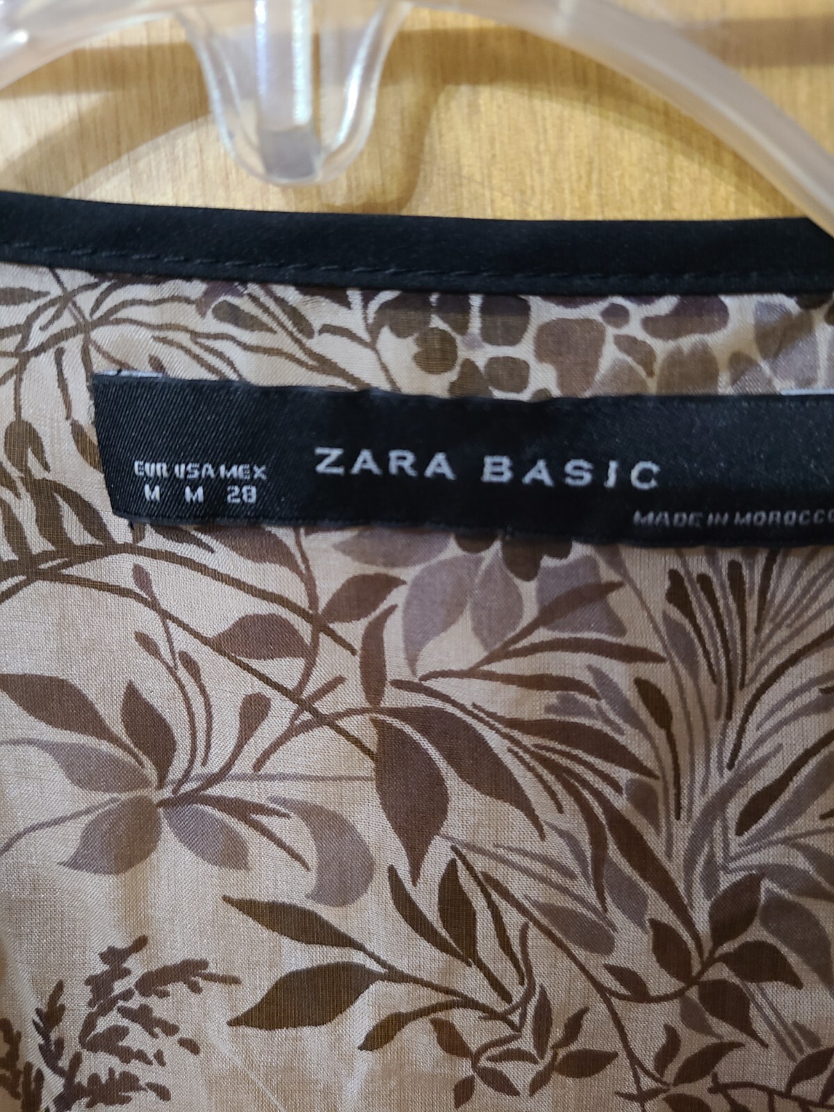 ZARA Basic Medium Blouse,  SILK, Super Lightweigh… - image 4