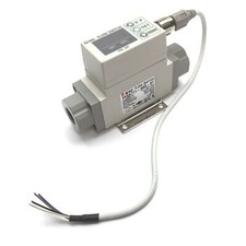 SMC PF2A711-N03-67 Flow Switch, Ports: 3/8" NPT, Range: 10-100 l/min, 12-24VDC
