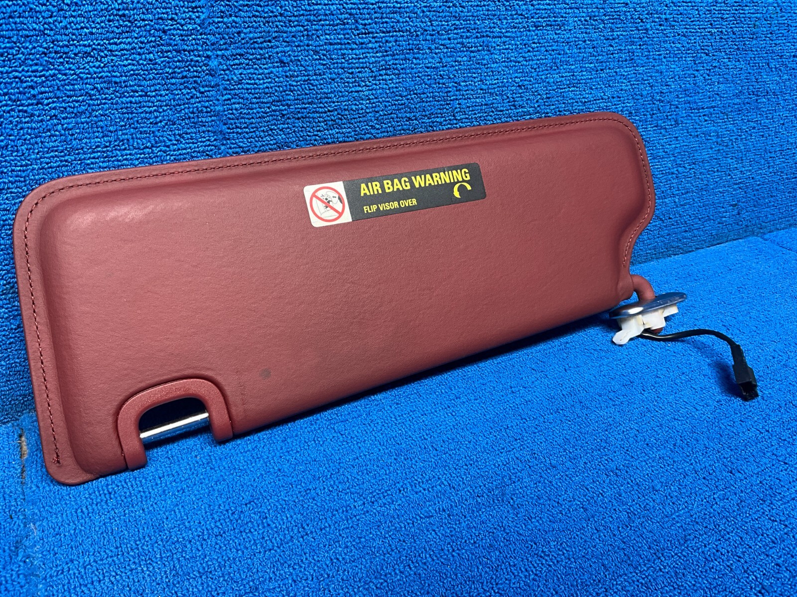 2006 - 2011 BENTLEY CONTINENTAL GTC FRONT RIGHT PASSENGER SIDE SUN VISOR RED OEM