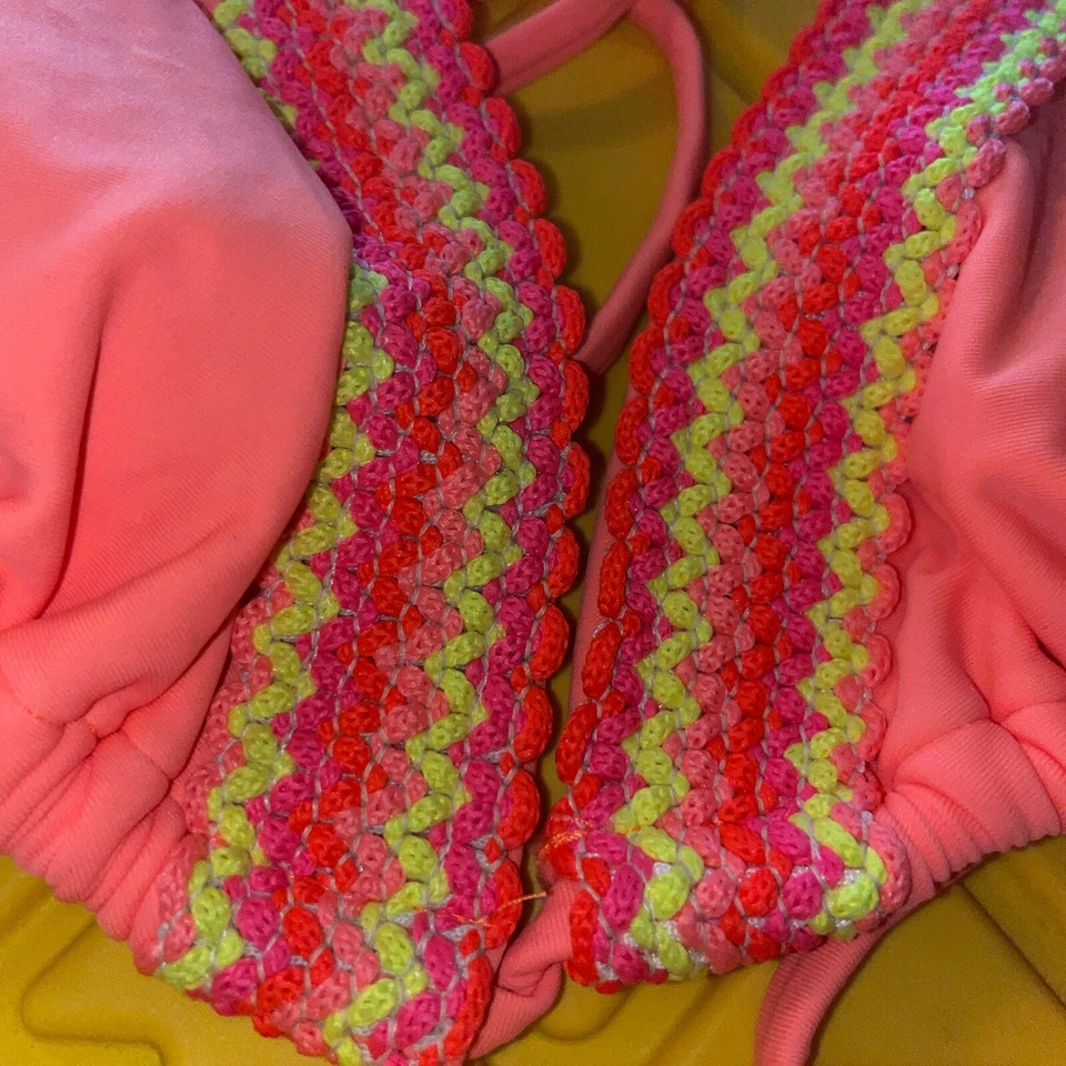 Bikini separado marca MUDD pieza superior traje de baño atado brillante pequeño neón S Foto 4 de 4