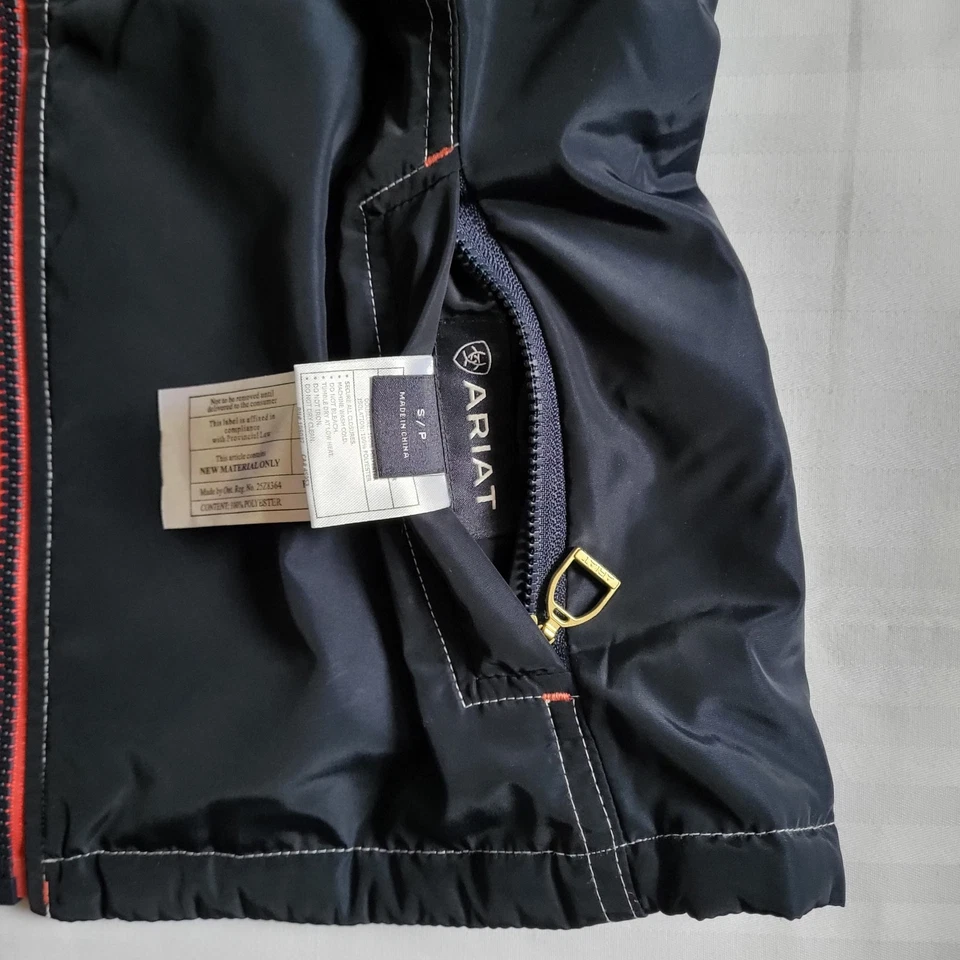 Ariat Reversible Puffer Vest Women’s S Navy White Striped Western Equestrian - Image 4 of 4