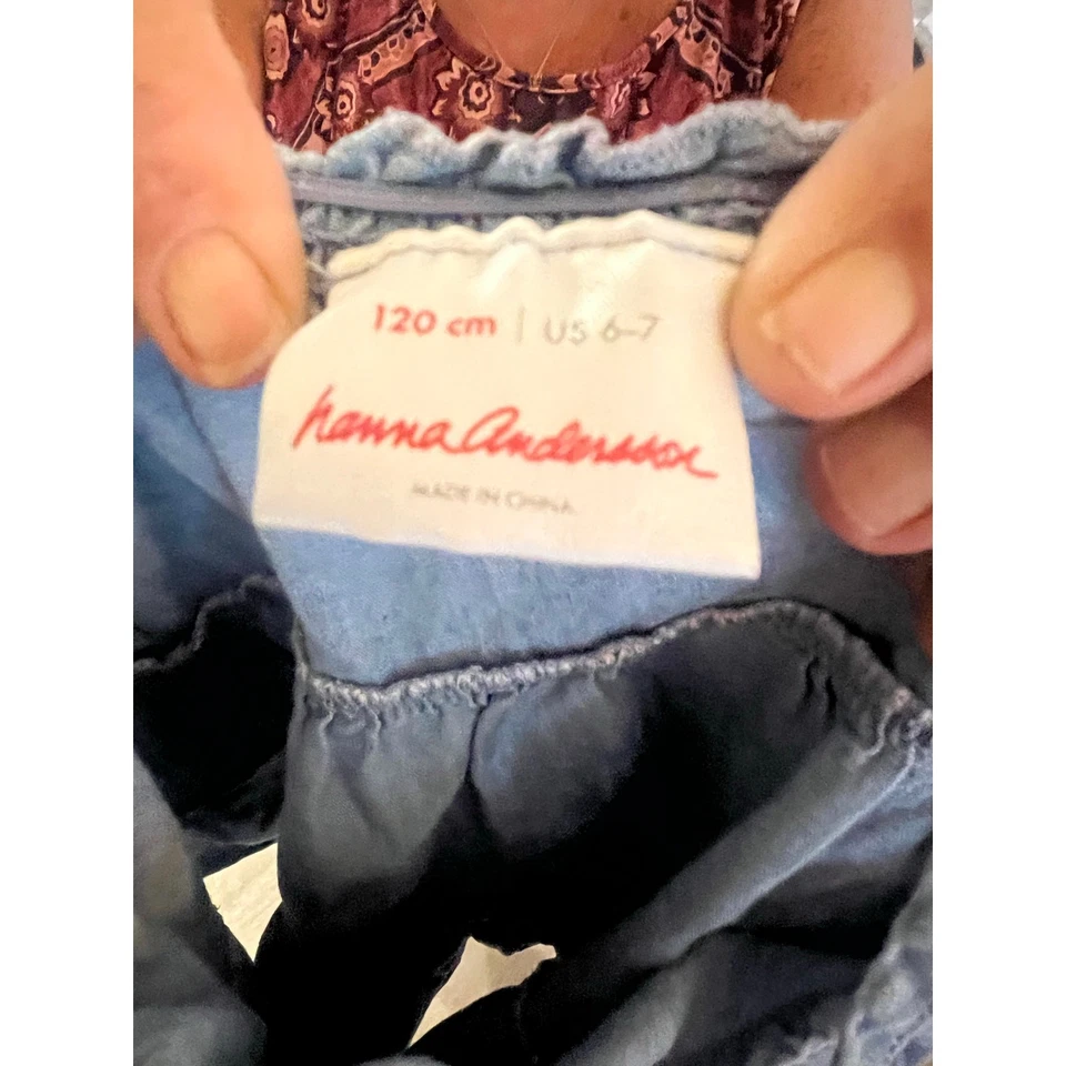 Camisa vaquera Hannah Anderson con volantes en capas Foto 4 de 4