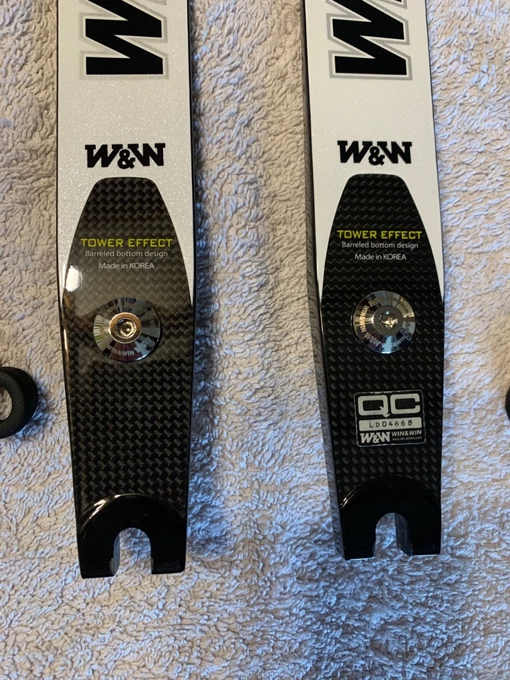 WIN&WIN INNO EX PRIME Recurve Limbs - Medium - 42lb @ 68 cm Carbon/Wood core - Image 2 of 4