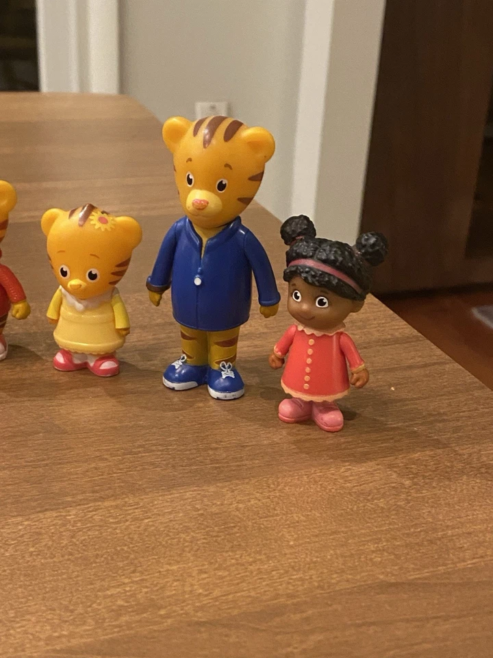 Figuras del barrio de Daniel Tiger - Lote de ocho (8) Foto 4 de 4