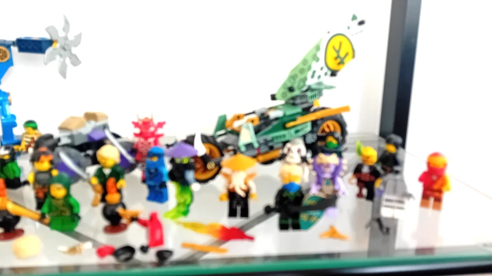Lego NINJAGO set of 22 Figures Loose WITH ROBOT, MOTORBIKE, ACCESSORIES - Immagine 2 di 4