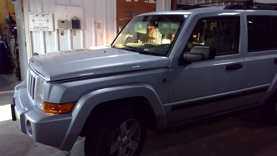 Starter Motor Fits 05-09 GRAND CHEROKEE 3904088 - Imagem 4 de 4