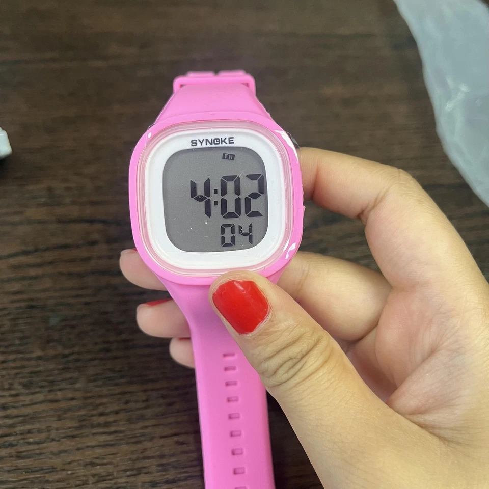 Synoke Reloj Deportivo Digital Rosa Silicona Niños Impermeable Nuevo Funcionamiento LCD Foto 2 de 4