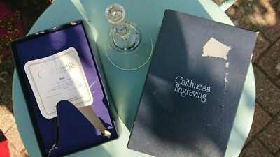 Caithness Royal Collection the 80th Birthday of the Queen Mother Glasglocke 1980