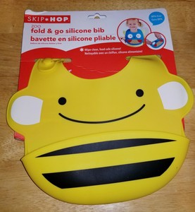 skip hop silicone bib