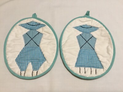 Set of 2 Vintage Aqua &White Quilted Hot Pad / Pot Holders   (WW76)