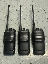 Lot of THREE (3) Hyt TC-508 16 Channel 16CH 400-470MHz 2-Way Radios - AS-IS